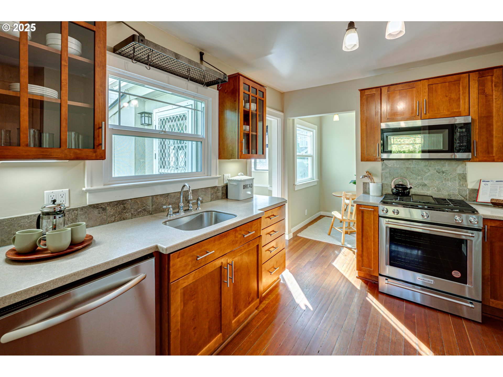 307 East 22nd Street Vancouver, WA 98663 - Photo 9 of 34