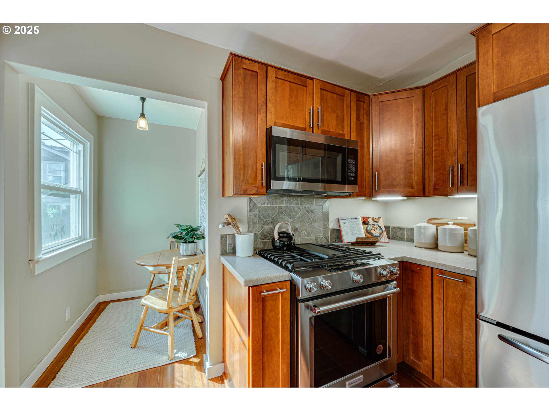 307 East 22nd Street Vancouver, WA 98663 - Photo 10 of 34