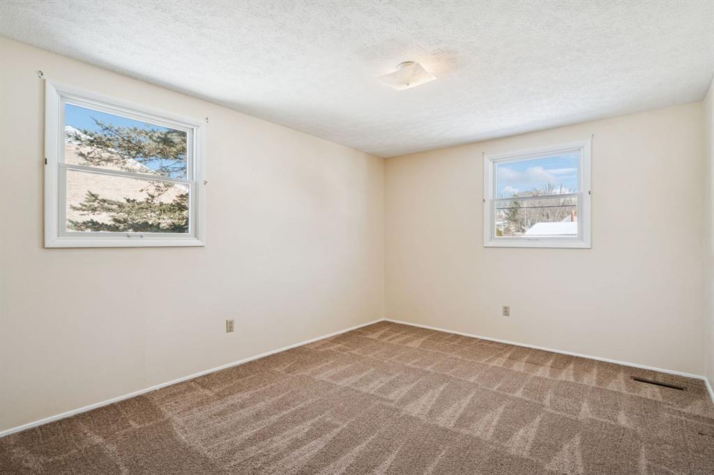 106 Autumn Drive Trafford, PA 15085 - Photo 27 of 36