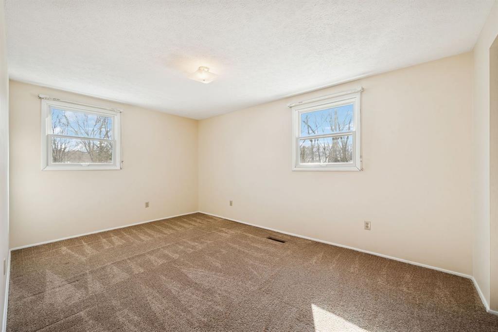 106 Autumn Drive Trafford, PA 15085 - Photo 28 of 36