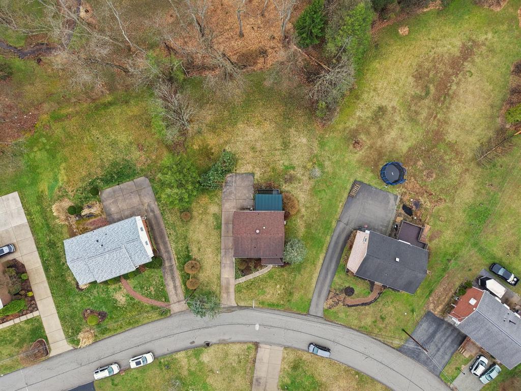 106 Autumn Drive Trafford, PA 15085 - Photo 4 of 36