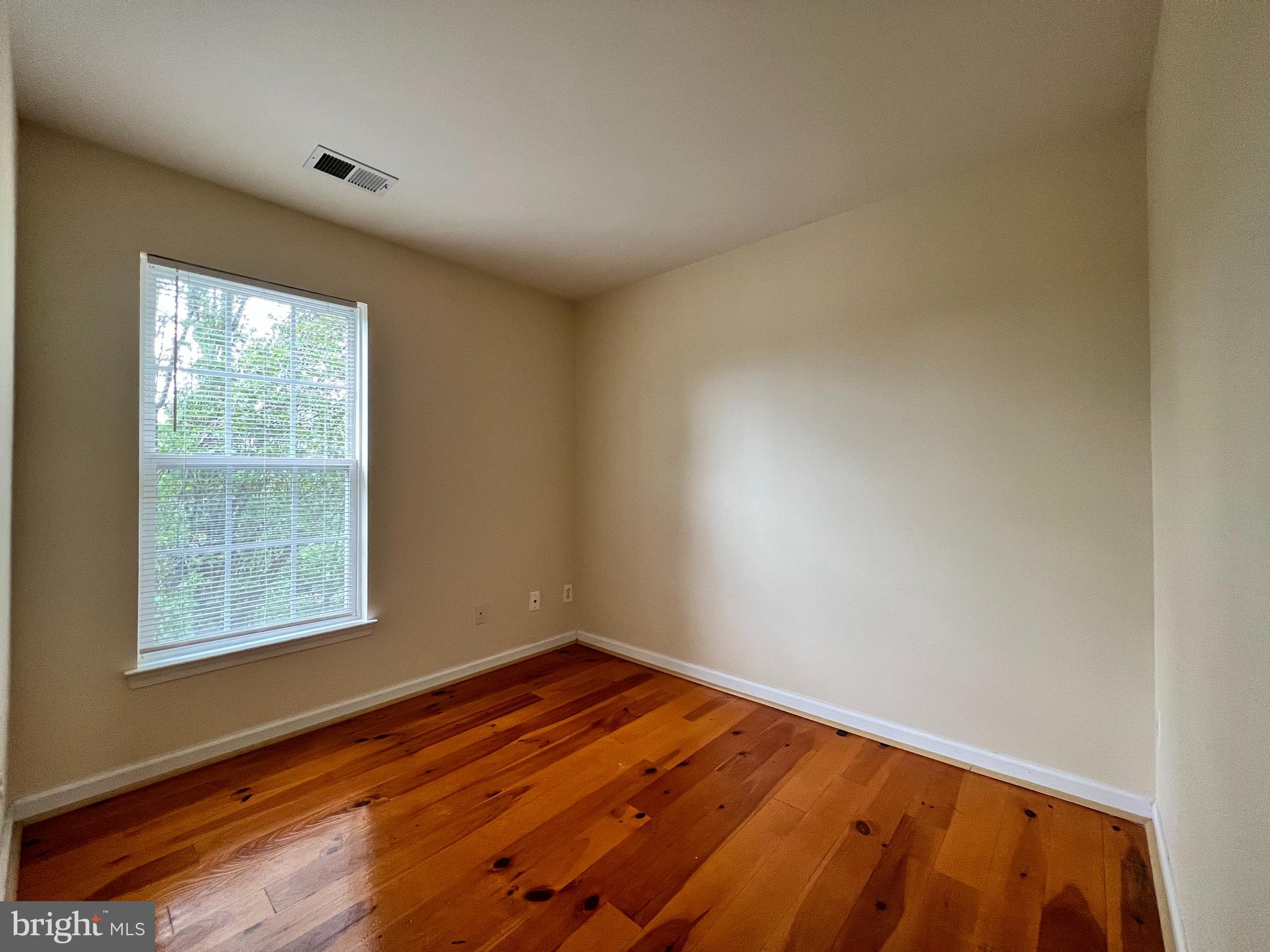 10168 Elgin Way Bristow, VA 20136 - Photo 19 of 37 Bed 3