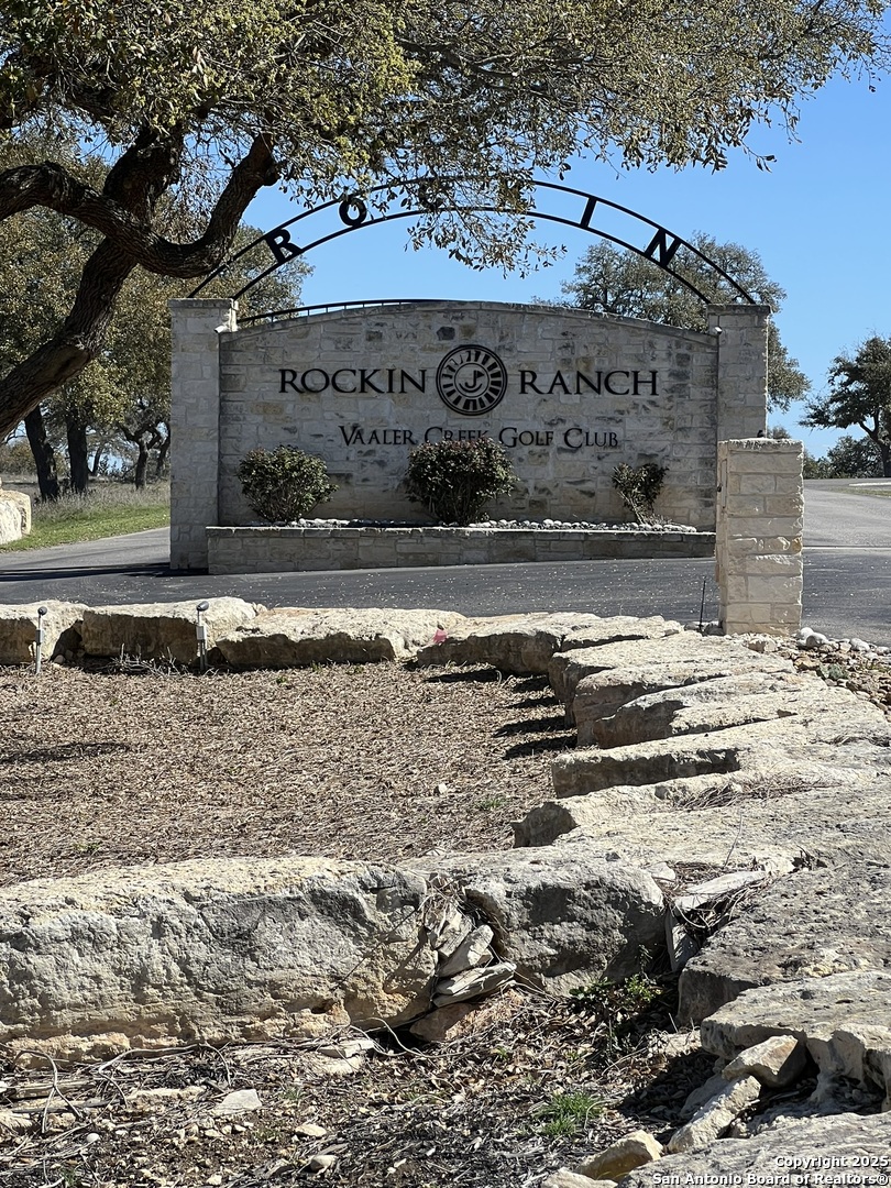 102 Serapia Garza Blanco, TX 78606 - Photo 13 of 14