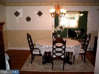 10844 Perrin Road Philadelphia, PA 19154 - Photo 3 of 6