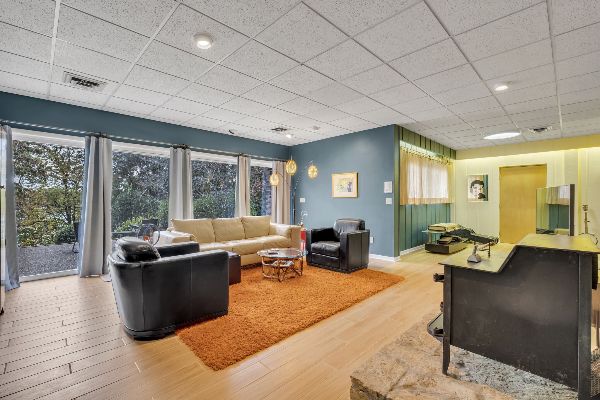 1524 Cherokee Road Gallatin, TN 37066 - Photo 44 of 65 a living room with furniture window and wooden floor