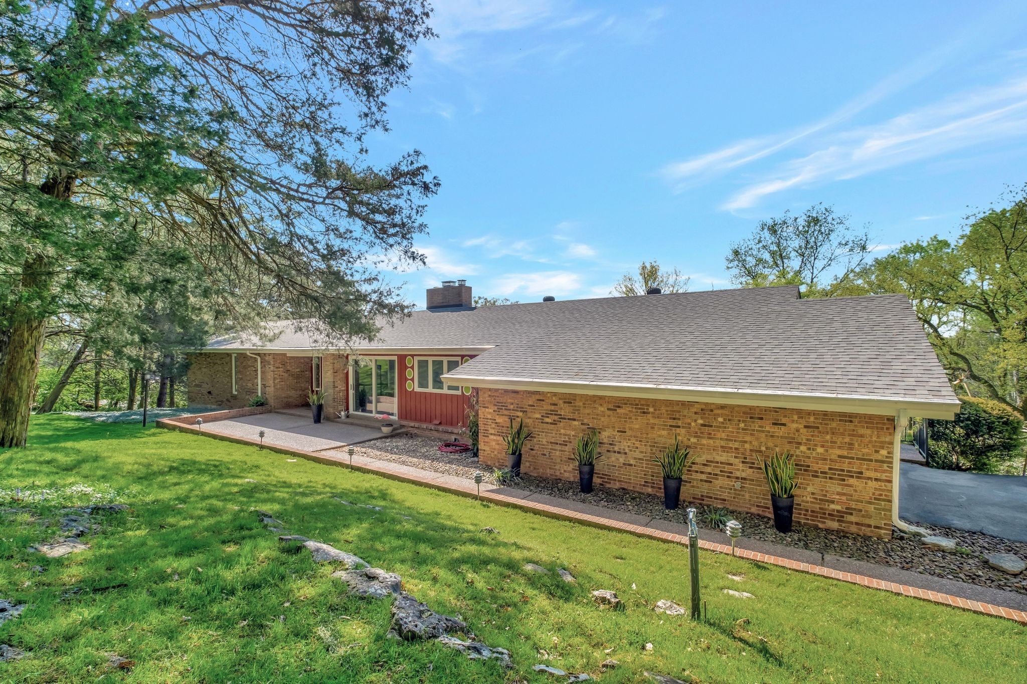 1524 Cherokee Road Gallatin, TN 37066 - Photo 8 of 65 front view of house with a yard