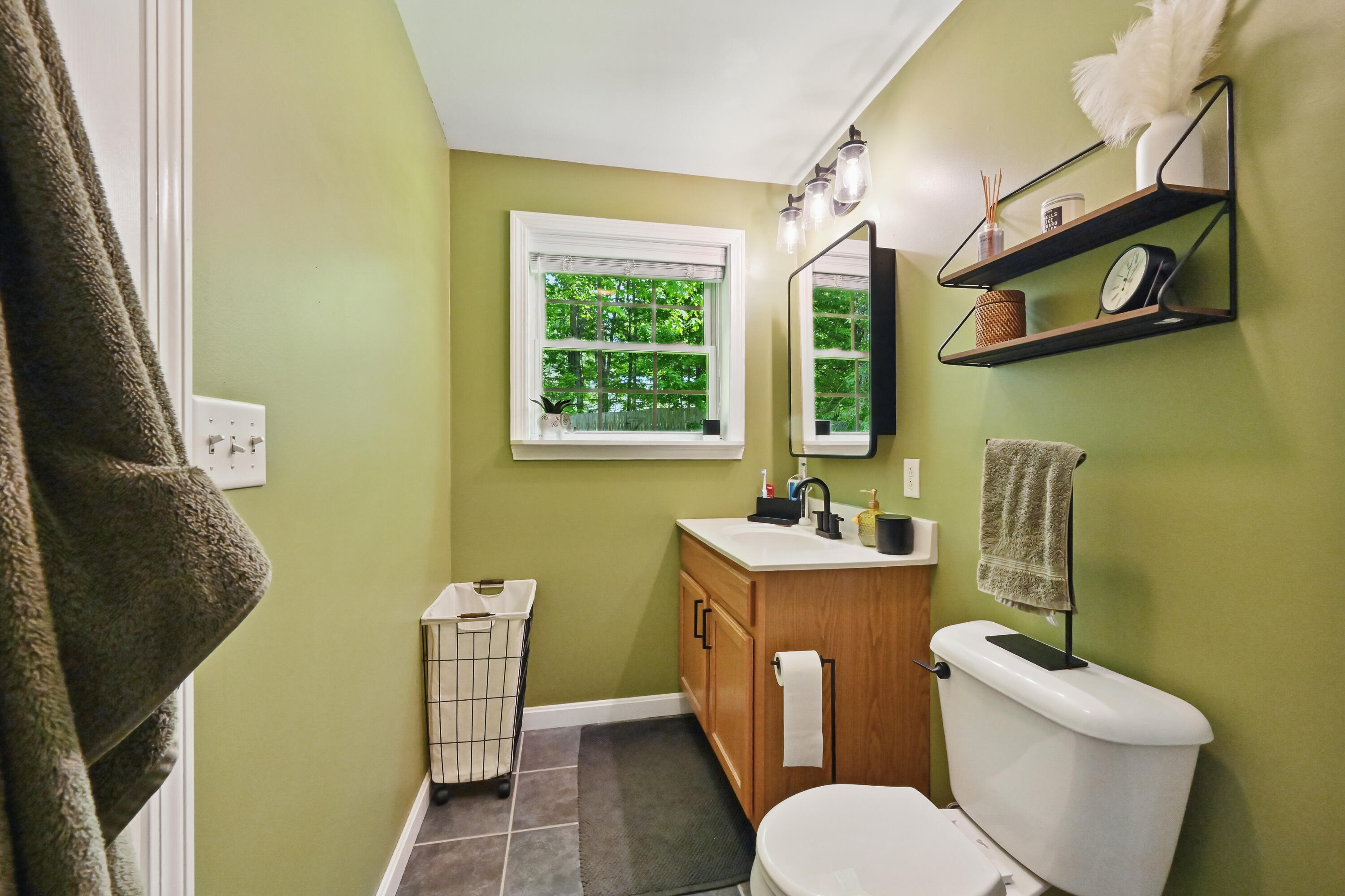 174 Dutton Road South China, ME 04358 - Photo 23 of 36 110001gr-128