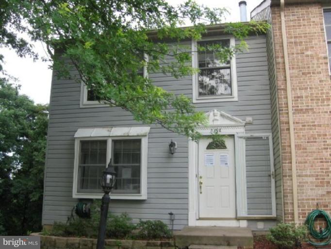 7596 Aspenpark Road Lorton, VA 22079 - Photo 1 of 23 Exterior (Main)