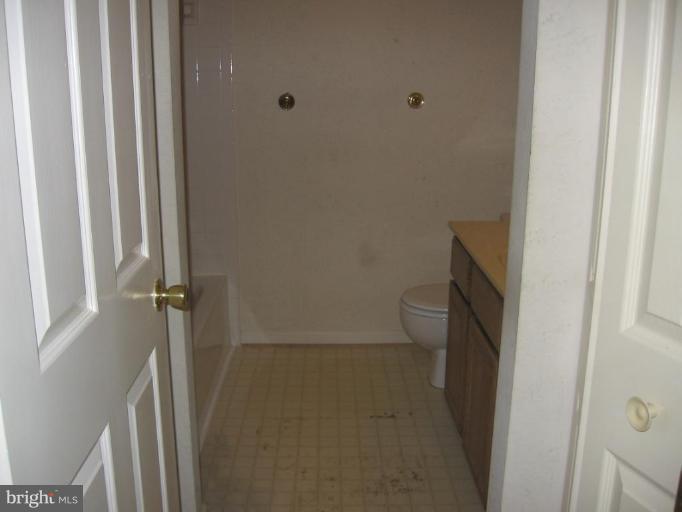 7596 Aspenpark Road Lorton, VA 22079 - Photo 22 of 23 Bath #1