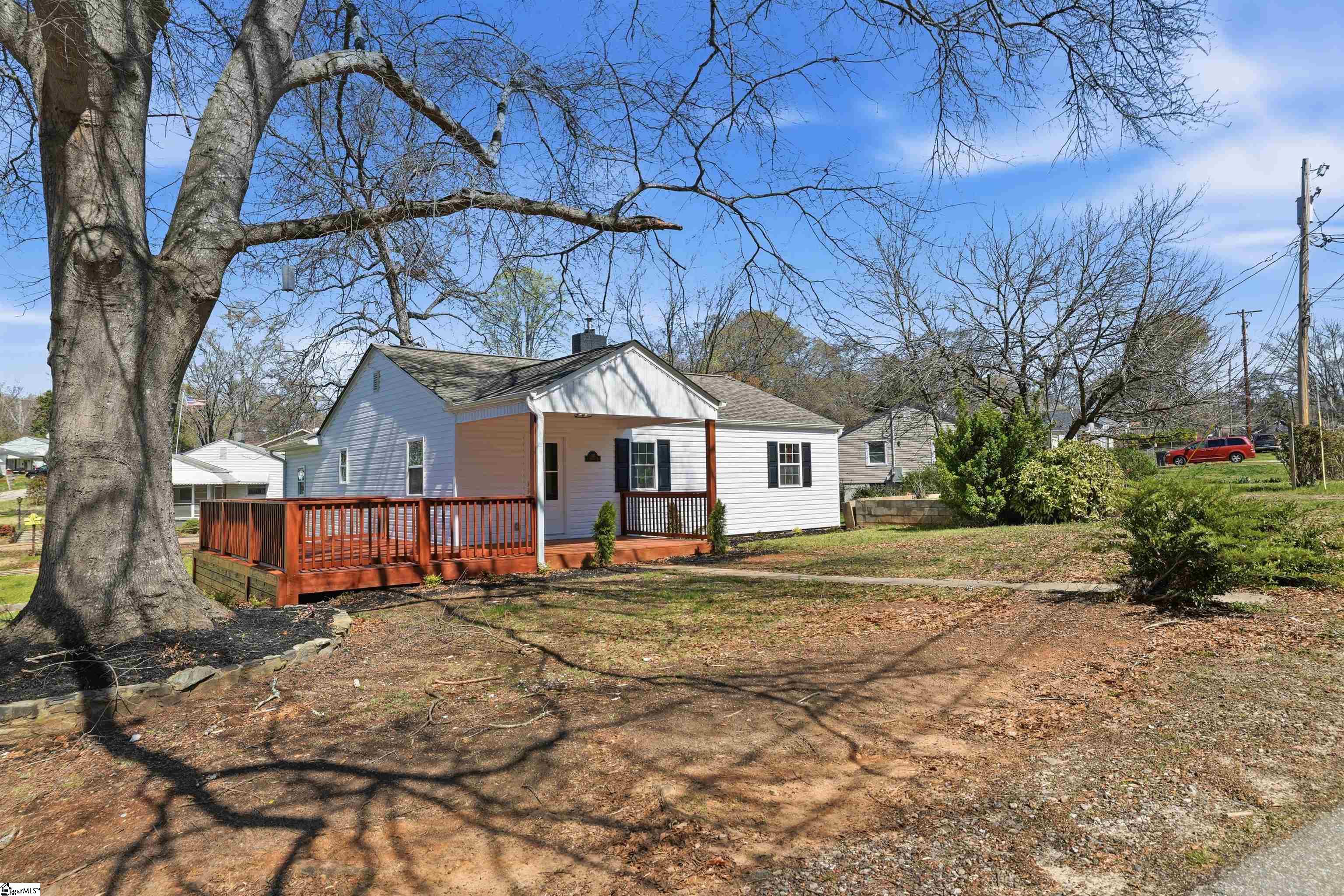 118 East Decatur Street Greenville, SC 29617 - Photo 2 of 25