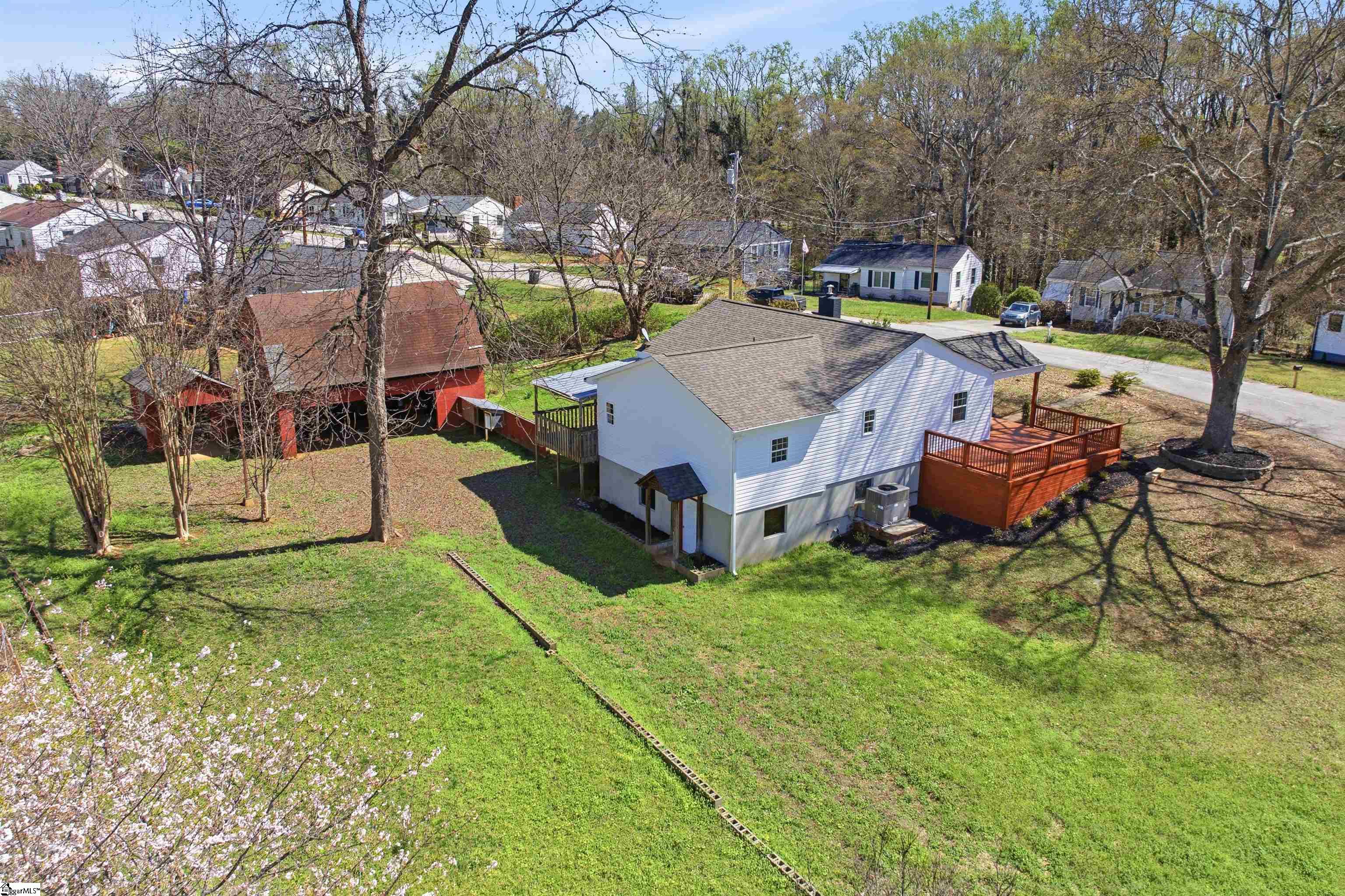 118 East Decatur Street Greenville, SC 29617 - Photo 6 of 25