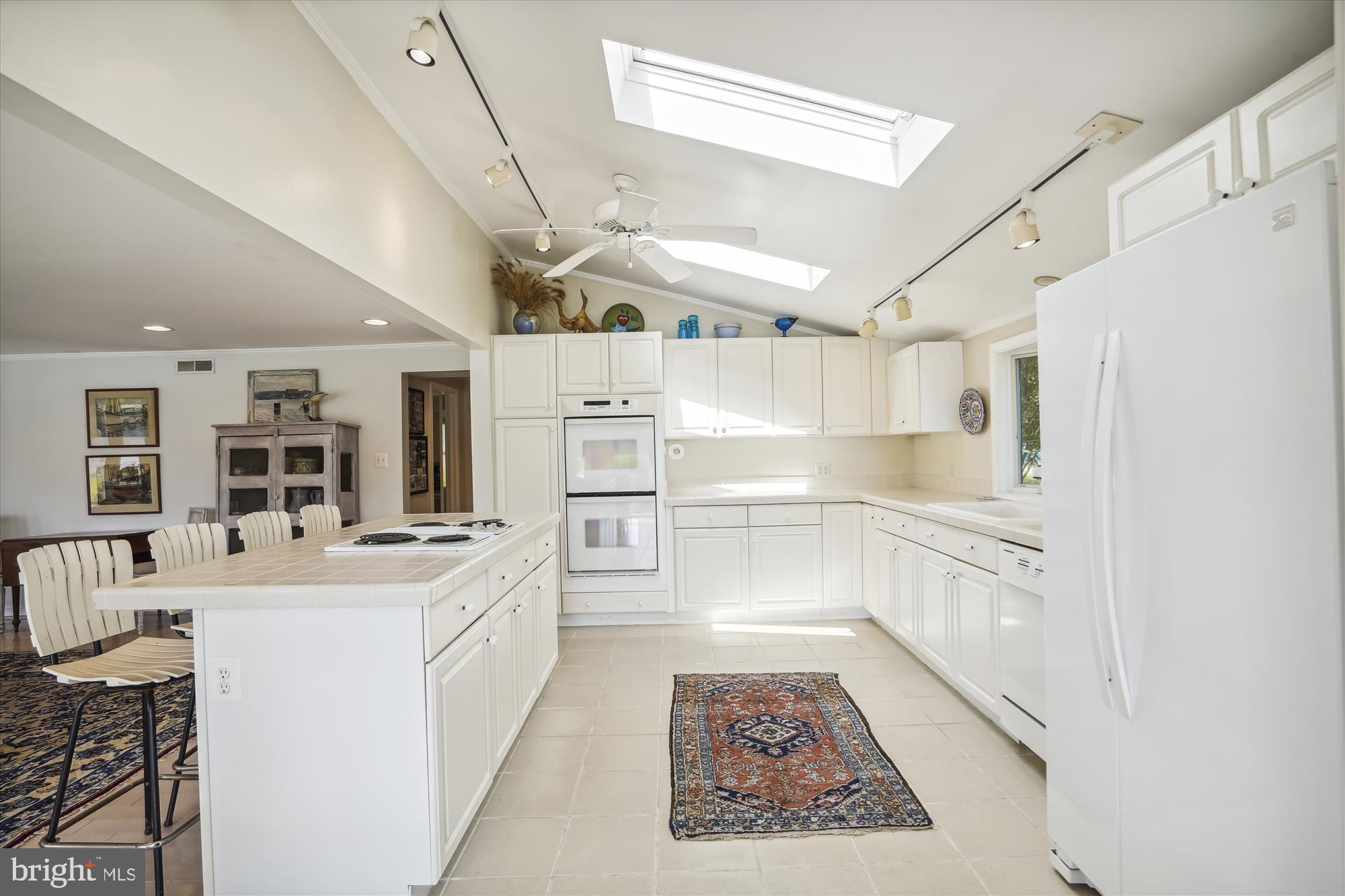 4833 Idlewilde Road Shady Side, MD 20764 - Photo 18 of 41 Plenty of seating