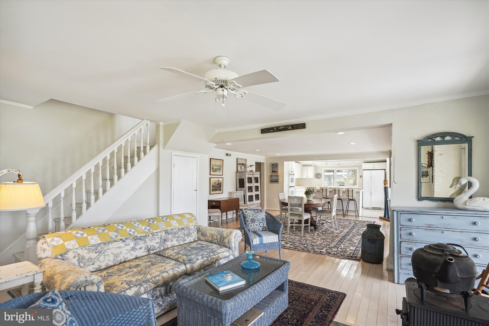 4833 Idlewilde Road Shady Side, MD 20764 - Photo 20 of 41 Living room