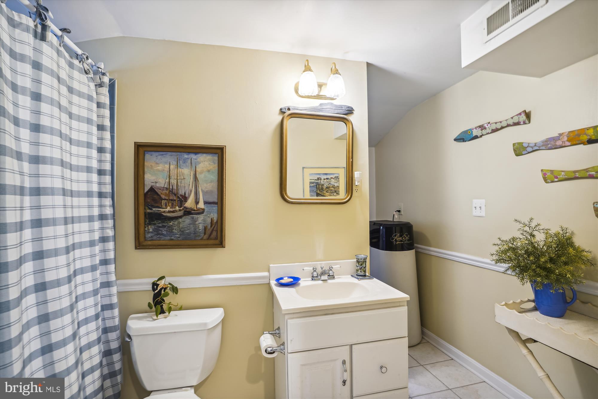 4833 Idlewilde Road Shady Side, MD 20764 - Photo 23 of 41 Downstairs bath