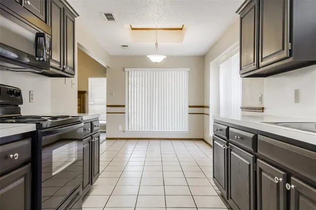 $2,345 | 6329 North Park Drive, Watauga, TX 76148