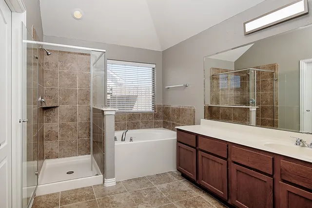 $2,100 | 9606 Arched Oak Drive, Houston, TX 77095