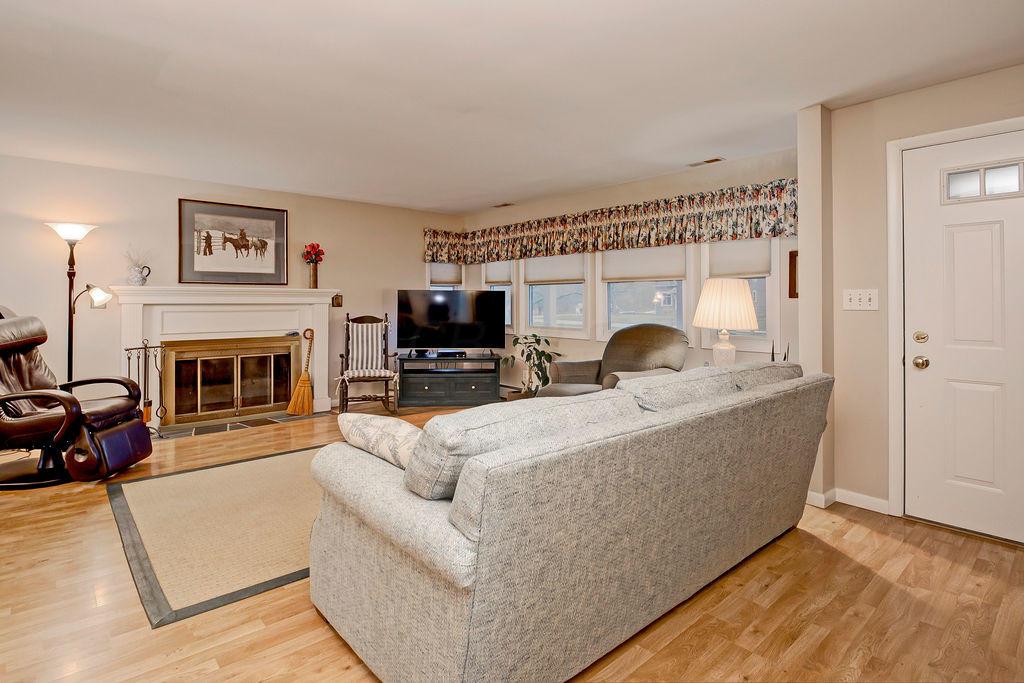 6961 Dustin Road Galena, OH 43021 - Photo 9 of 58 Gallery Image 9