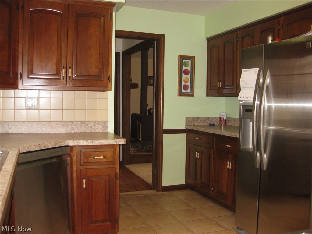 7259 Neff Road Valley City, OH 44280 - Photo 4 of 25 Gallery Image 4