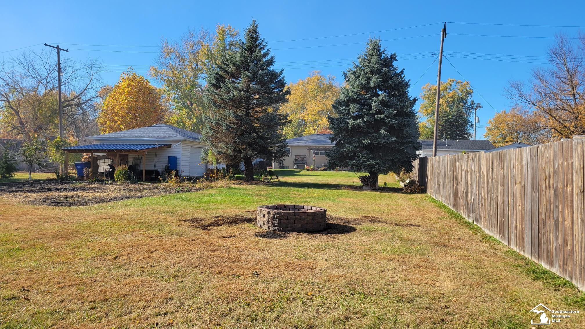 1846 Spaulding Road Monroe, MI 48162 - Photo 8 of 24