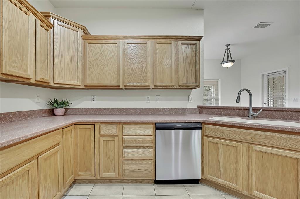 12052 Jade Avenue Spring Hill, FL 34609 - Photo 12 of 45