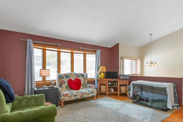 $639,900 | 10 Skinner Court, Tomkins Cove, NY 10986