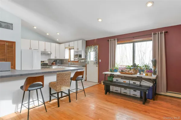 $639,900 | 10 Skinner Court, Tomkins Cove, NY 10986