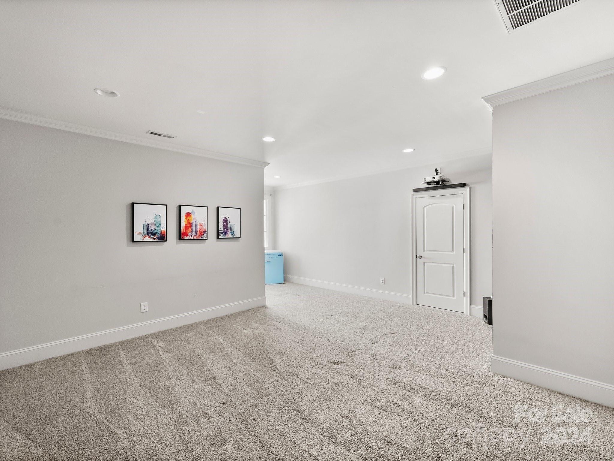 7725 Park Road Charlotte, NC 28210 - Photo 28 of 35 Gallery Image 28