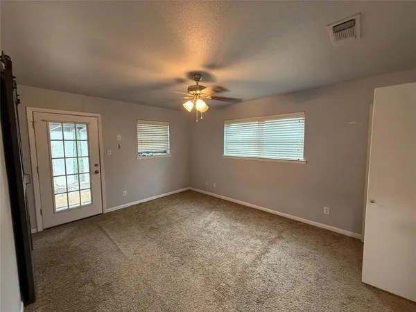 $199,500 | 308 East 8th Street, Kemp, TX 75143