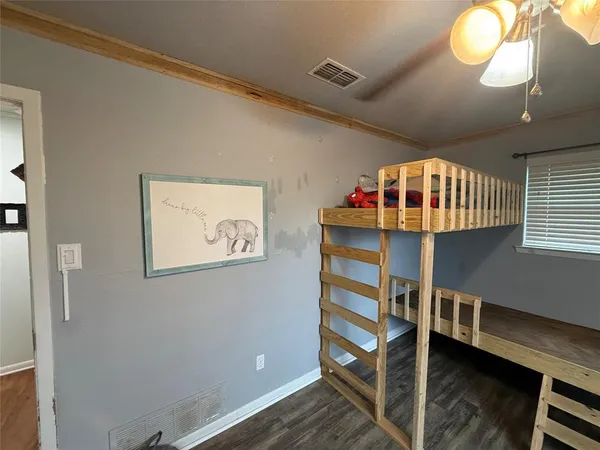 $199,500 | 308 East 8th Street, Kemp, TX 75143