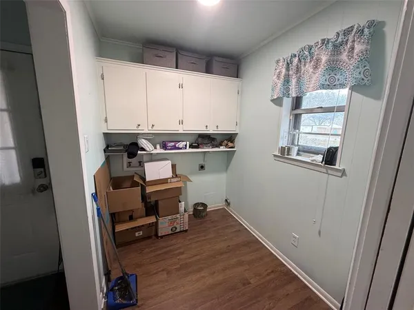 $199,500 | 308 East 8th Street, Kemp, TX 75143