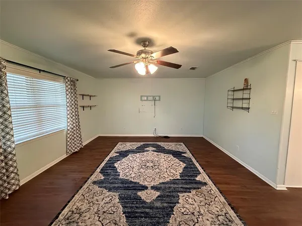 $199,500 | 308 East 8th Street, Kemp, TX 75143