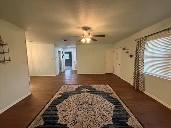 $199,500 | 308 East 8th Street, Kemp, TX 75143