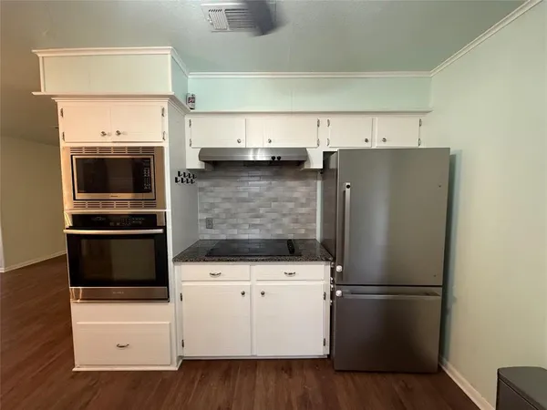 $199,500 | 308 East 8th Street, Kemp, TX 75143