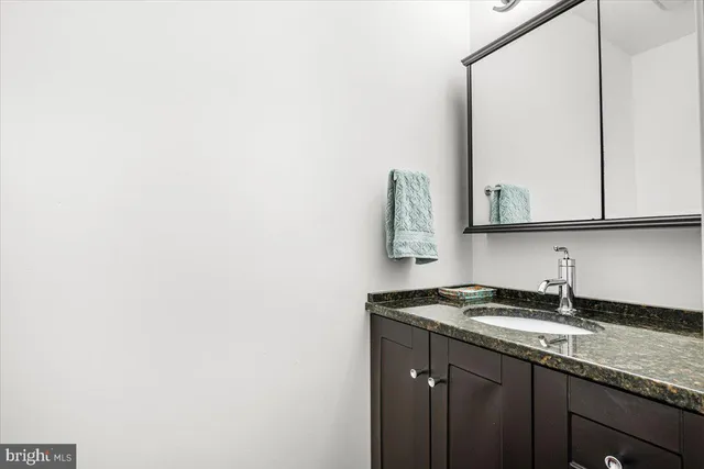 $999,000 | 7 Fallswood Court, Rockville, MD 20854