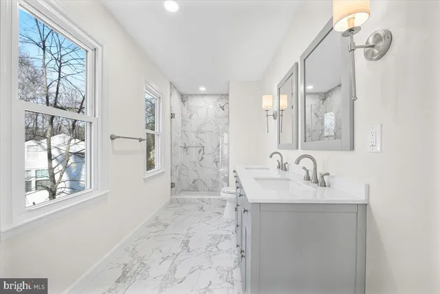 $999,000 | 7 Fallswood Court, Rockville, MD 20854