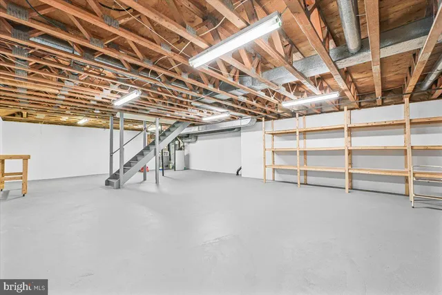 $999,000 | 7 Fallswood Court, Rockville, MD 20854