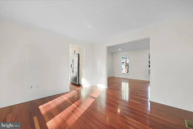 $999,000 | 7 Fallswood Court, Rockville, MD 20854