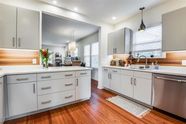 $2,150 | 816 Cristler Avenue, Dallas, TX 75223