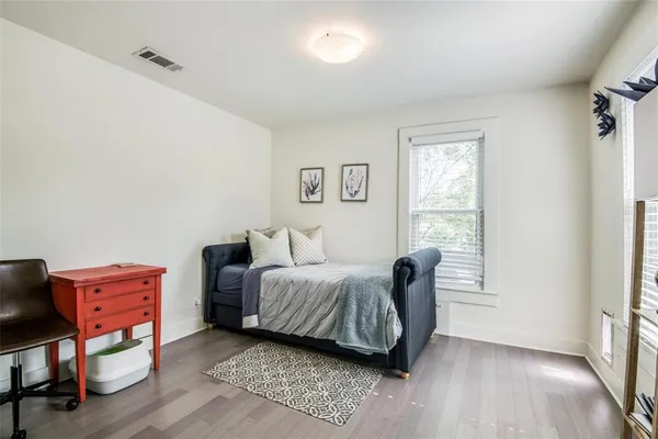 $2,150 | 816 Cristler Avenue, Dallas, TX 75223