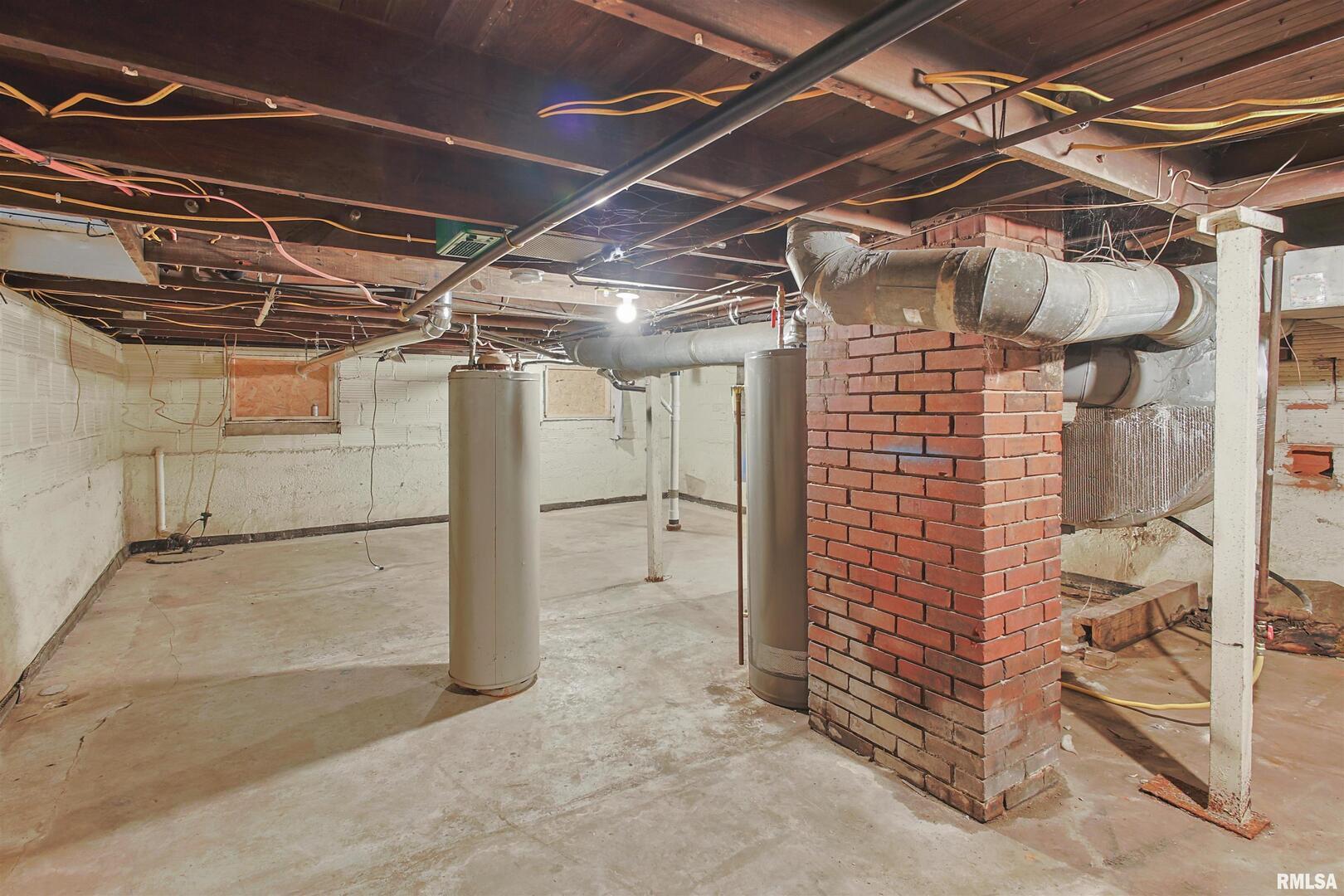 208 South 10th Street Herrin, IL 62948 - Photo 21 of 24 a view of under construction room and staircase