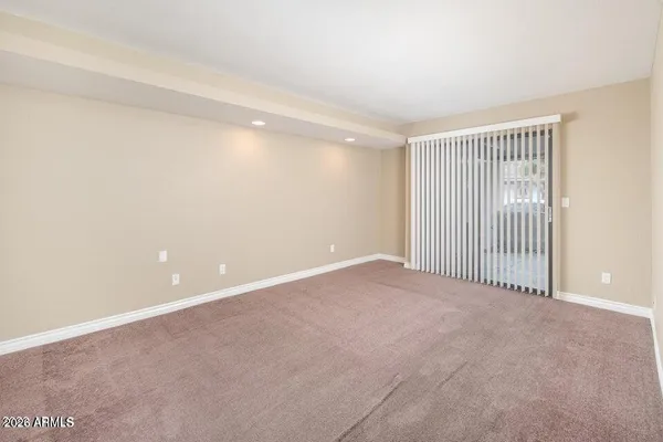 $1,985 | 3420 West Danbury Drive, Unit C110, Phoenix, AZ 85053