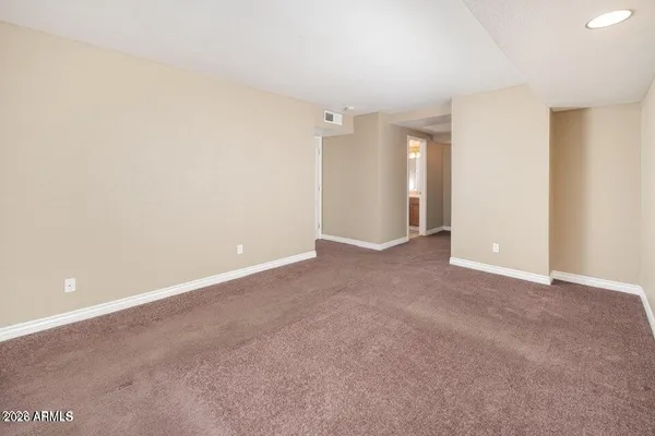 $1,985 | 3420 West Danbury Drive, Unit C110, Phoenix, AZ 85053