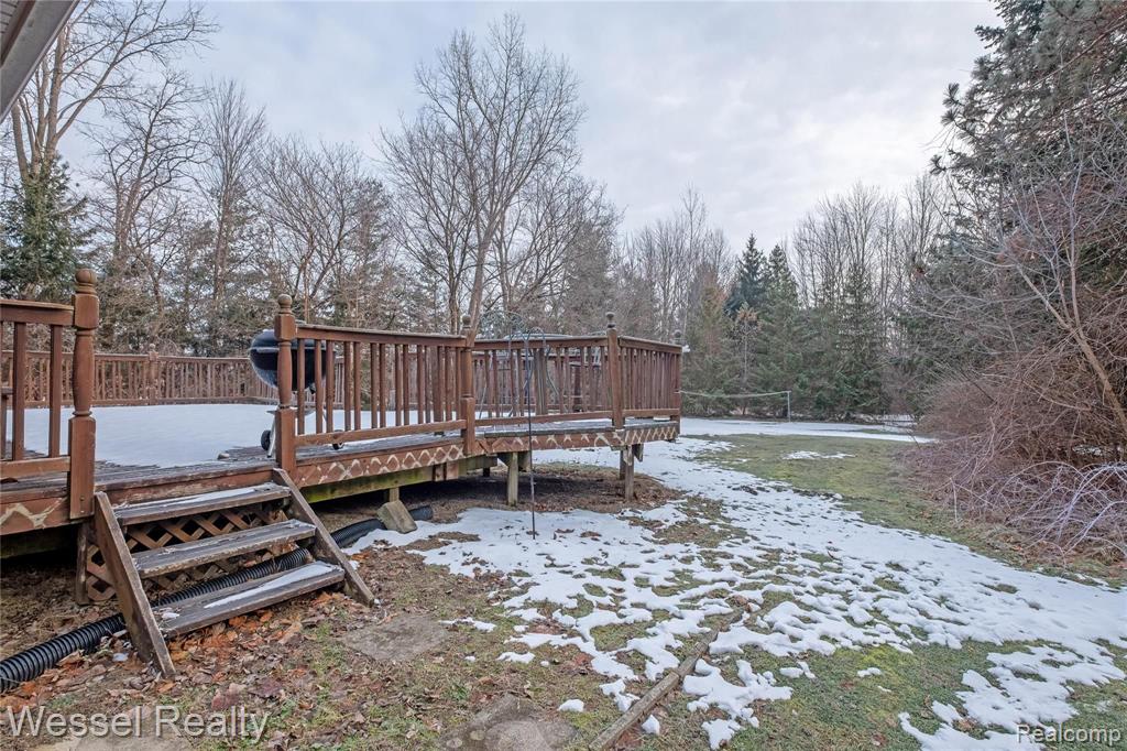 52470 Hayes Road Macomb, MI 48042 - Photo 11 of 25