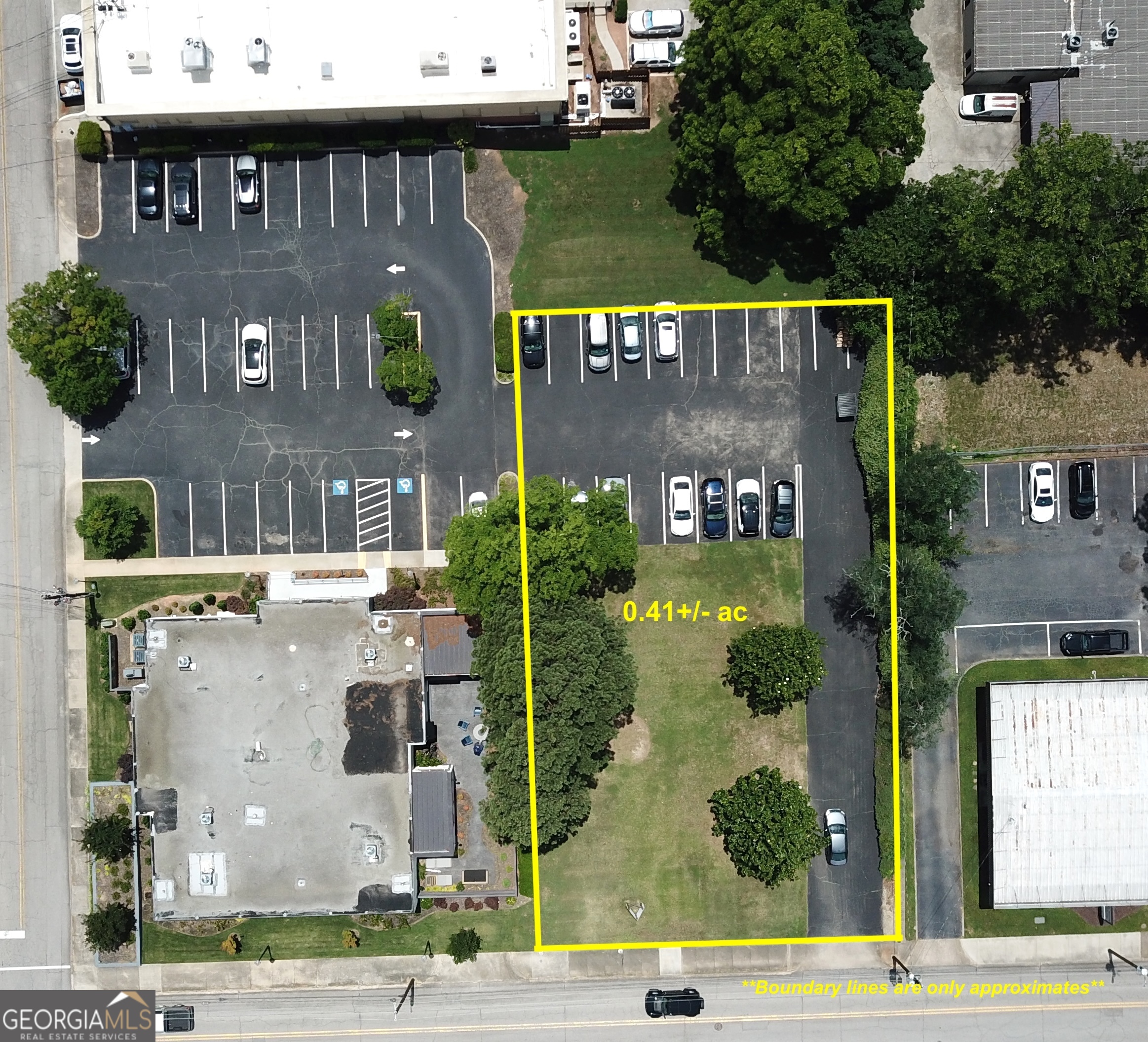 412 Spring Street Southeast Gainesville, GA 30501 - Photo 2 of 8