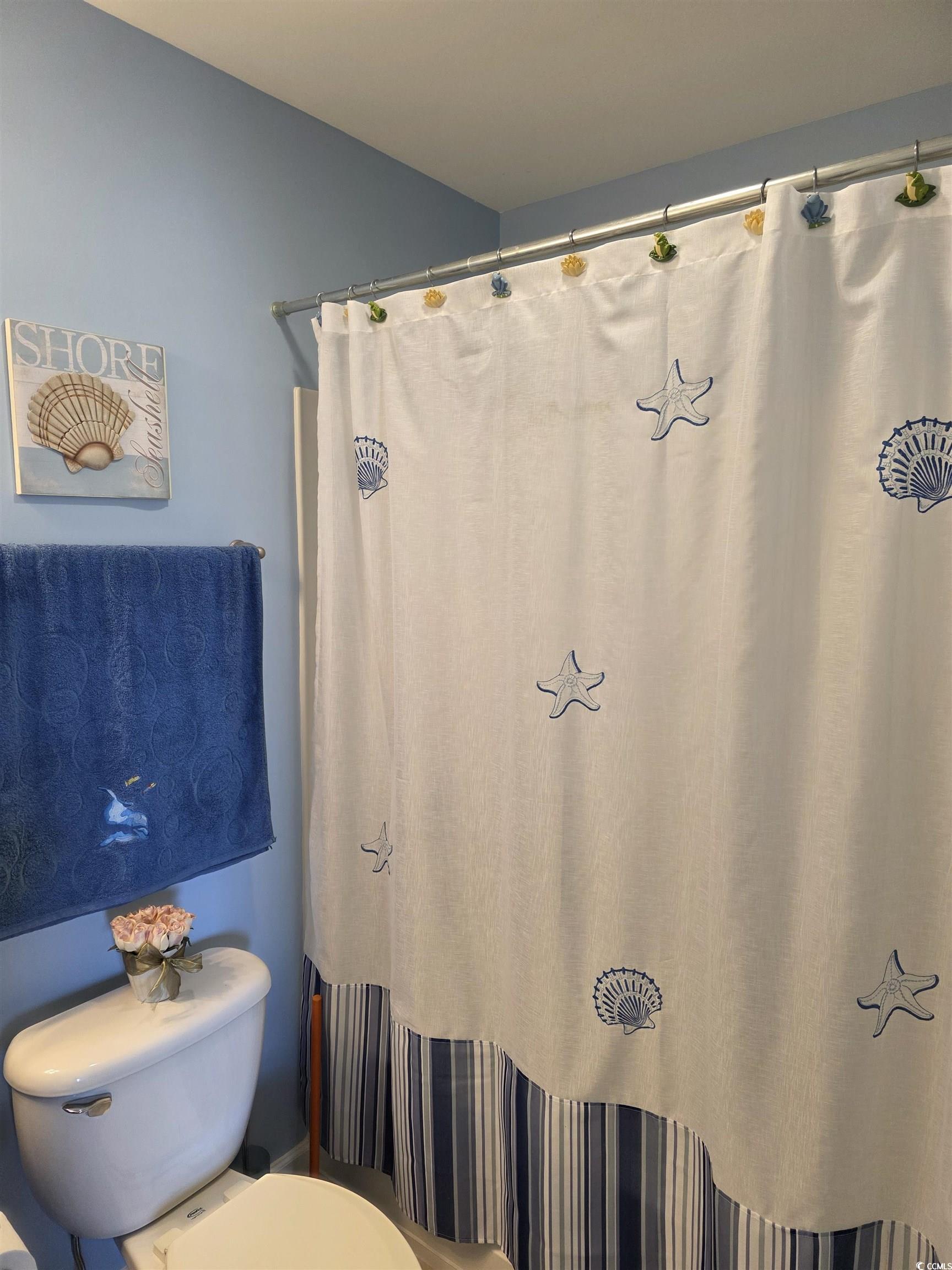 1575 Berkshire Avenue Myrtle Beach, SC 29577 - Photo 7 of 30 Full bathroom with radiator and toilet