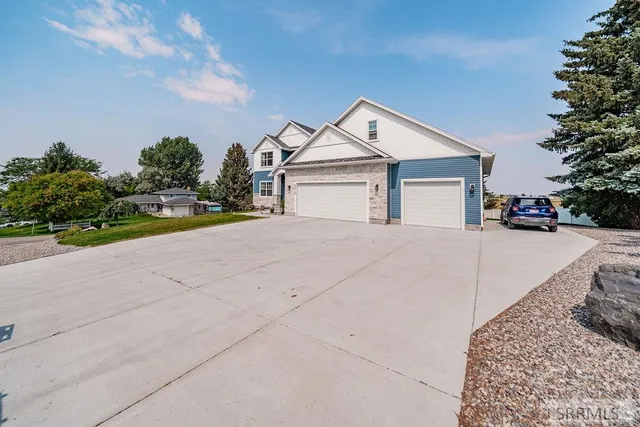 $699,000 | 2219 East Olympic Avenue, Idaho Falls, ID 83404