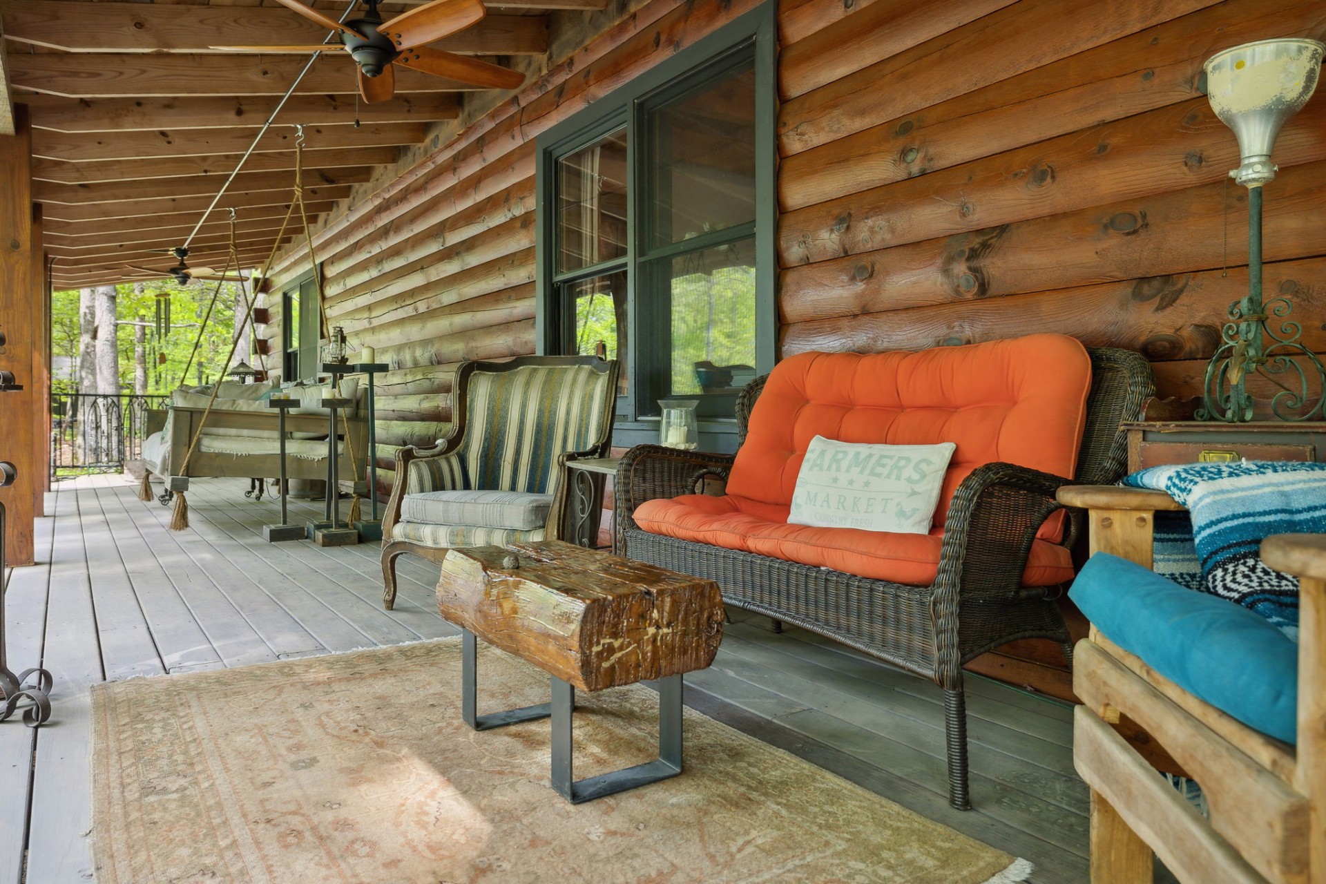 5617 A Pinewood Road Franklin, TN 37064 - Photo 9 of 67 a outdoor space with a couch