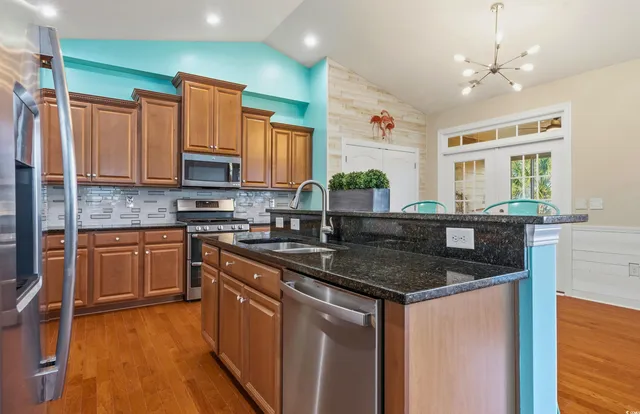 $585,000 | 1960 Oxford Street, Myrtle Beach, SC 29577