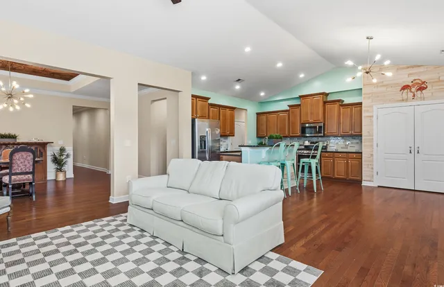 $585,000 | 1960 Oxford Street, Myrtle Beach, SC 29577