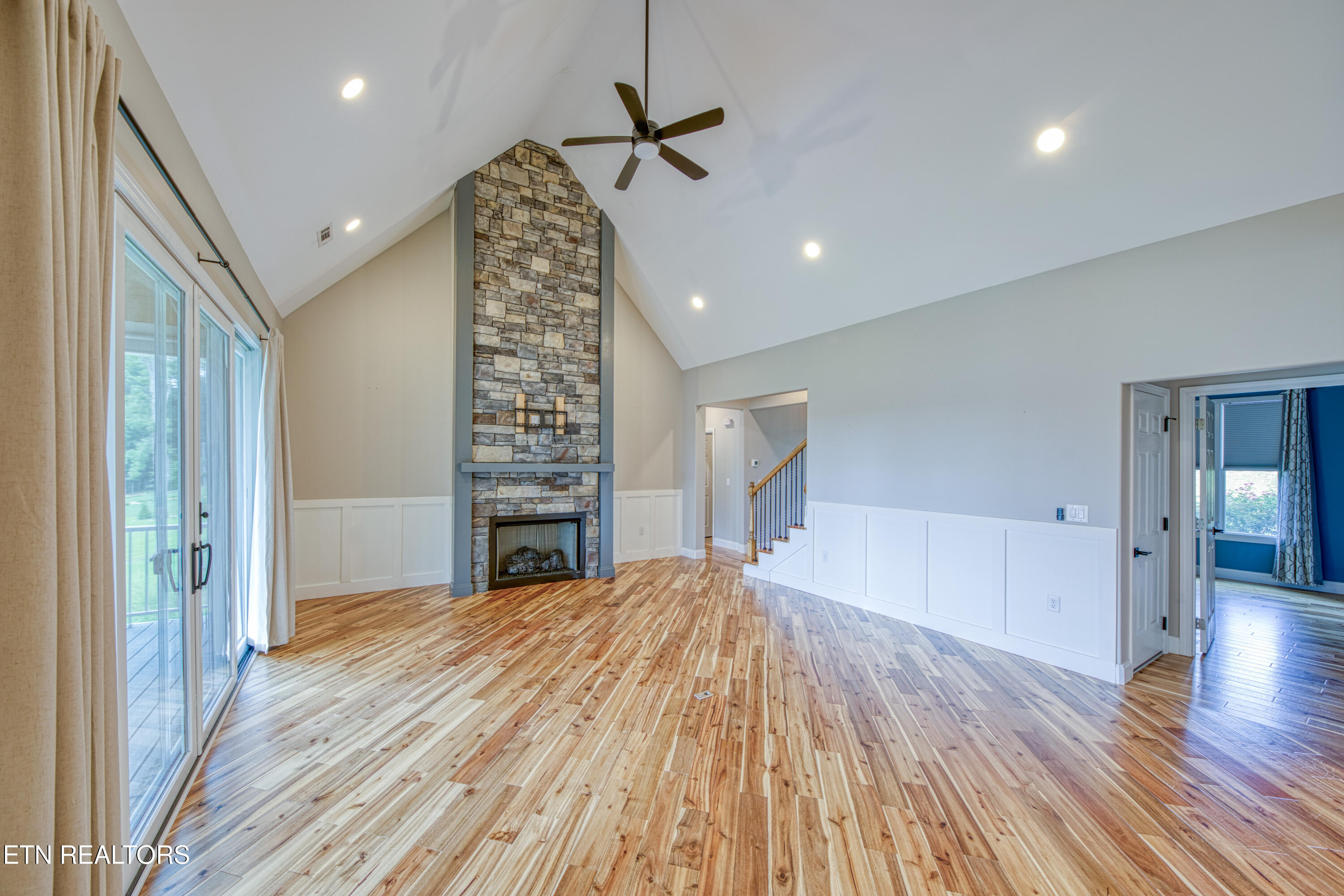 322 Blount Circle Rutledge, TN 37861 - Photo 8 of 59 0H3A6181_46